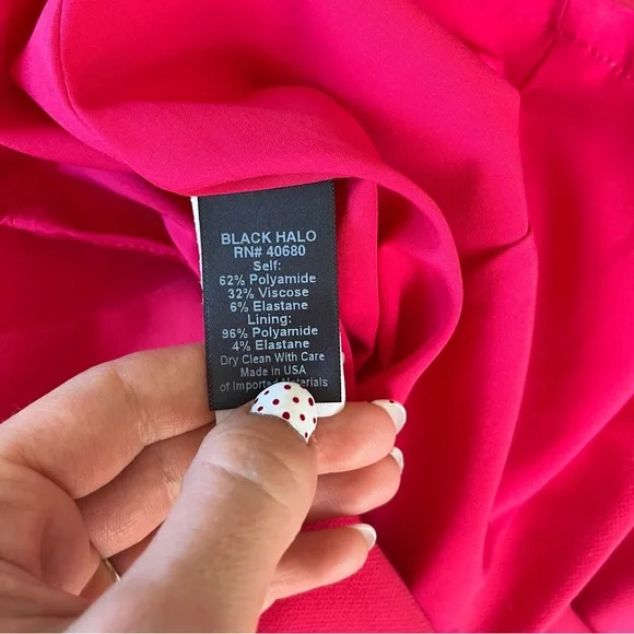 Black Halo Women's 4 Bodycon Dress - Picture 8 of 8